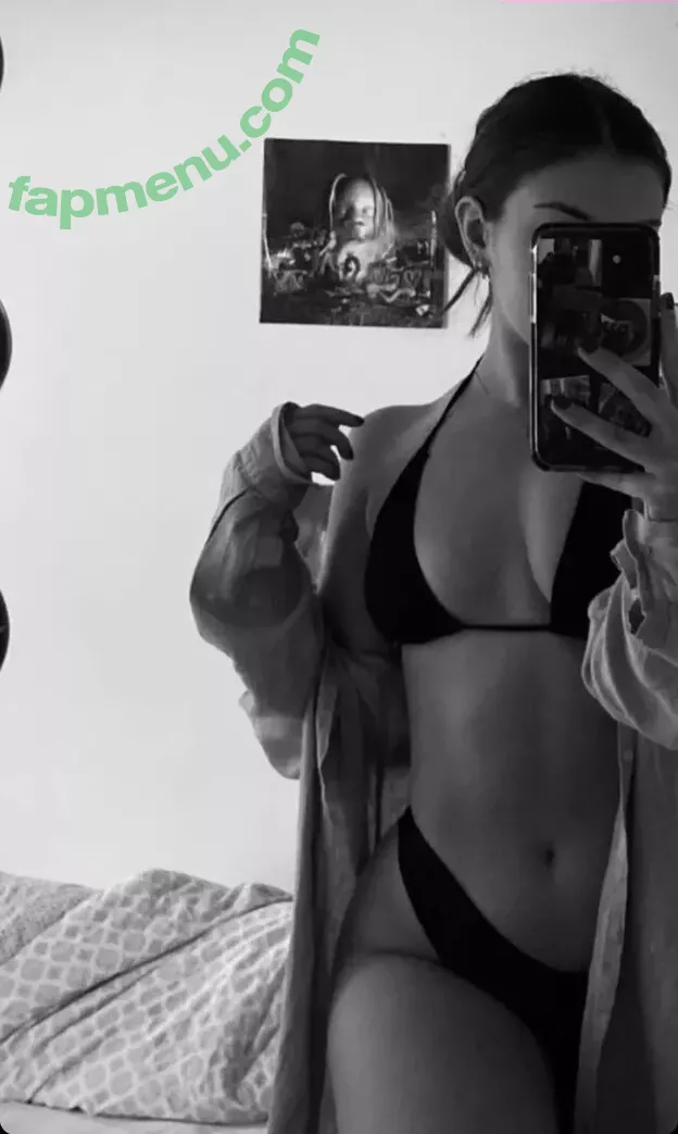 Emilie nude photo #0053 (Emiliemae_ / emmpot / emxx11 / eps)