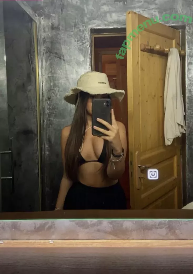 Emilie nude photo #0055 (Emiliemae_ / emmpot / emxx11 / eps)