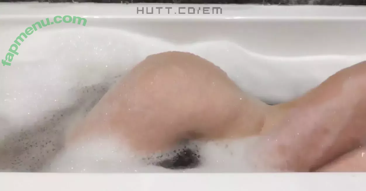 Emilie nude photo #0093 (Emiliemae_ / emmpot / emxx11 / eps)