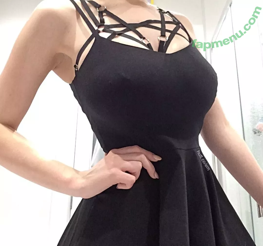 Emilie nude photo #0166 (Emiliemae_ / emmpot / emxx11 / eps)