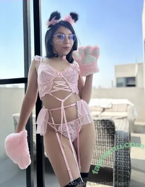  nude photo #0002