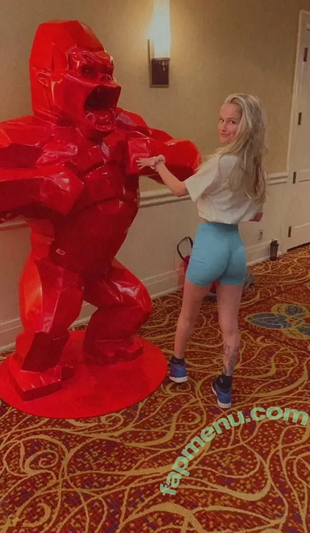 emilliee65 nude photo #0008 (emilliee65)
