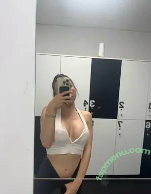 emillytoffee / emily_toffee_feni nude photo #0016