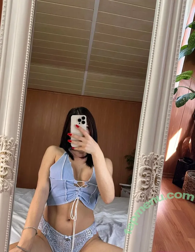 emillytoffee nude photo #0021 (emily_toffee_feni)