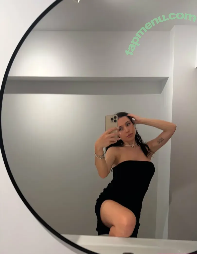 emillytoffee nude photo #0022 (emily_toffee_feni)