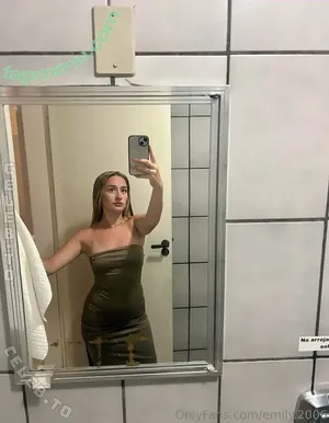 emily.2006 / emily20066505 nude photo #0111