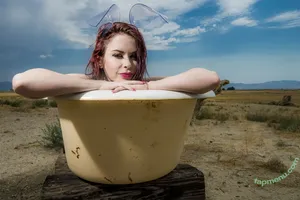 Emily Addison / EmilyAddison / emiaddisonnyc / emiaddisonx / emilyaddison44 nude photo #2170