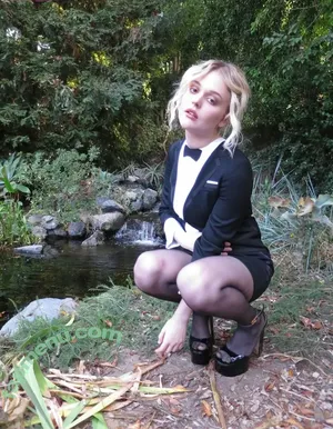 Emily Alyn Lind / emilylind nude photo #0205