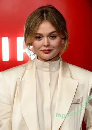 Emily Alyn Lind / emilylind nude photo #0231