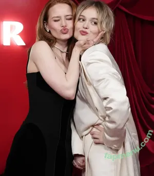 Emily Alyn Lind / emilylind nude photo #0260