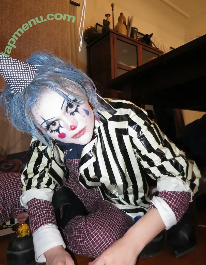 Emily Alyn Lind nude photo #0197 (emilylind)