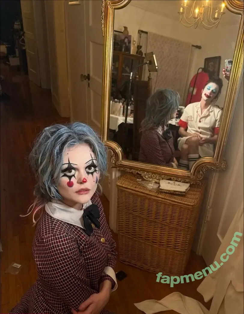 Emily Alyn Lind nude photo #0198 (emilylind)