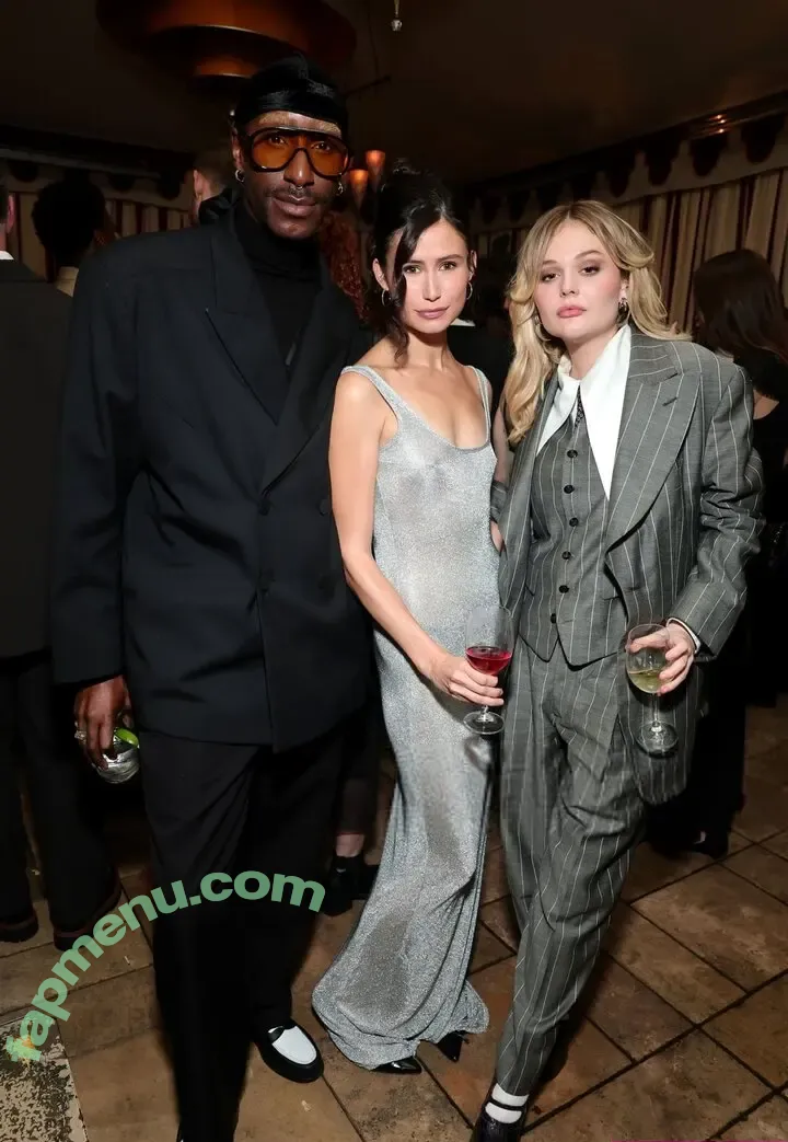 Emily Alyn Lind nude photo #0215 (emilylind)