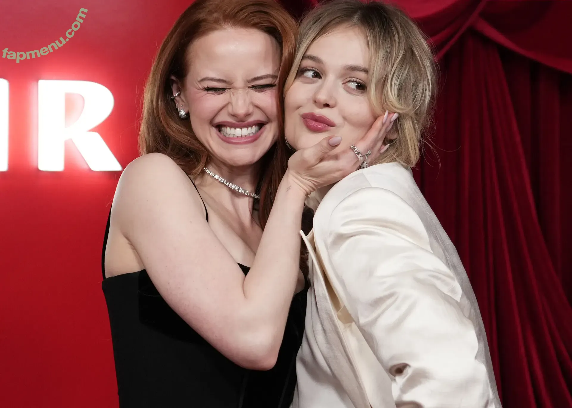 Emily Alyn Lind nude photo #0261 (emilylind)