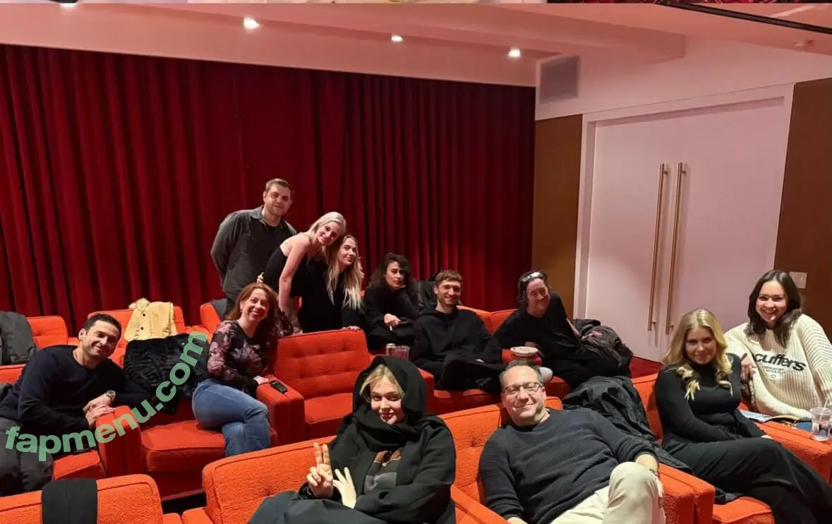 Emily Alyn Lind nude photo #0282 (emilylind)