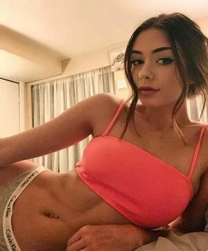 Emily Anne Gordon / emily_annegordon / emilyannegordon nude photo #0027