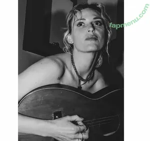 Emily Armstrong / emilyarmstrong nude photo #0065