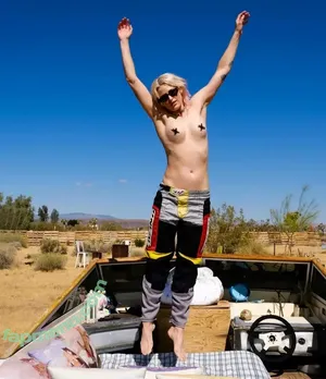 Emily Armstrong / emilyarmstrong nude photo #0069