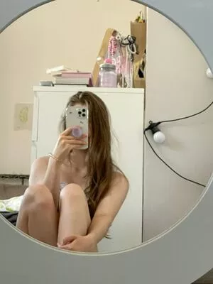 Emily Asmr / cherryemyy / emilyasmrr / emilysmilla nude photo #0080