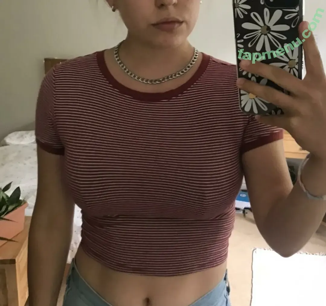 Emily Barrett nude photo #0020 (emilyabarrett)