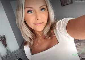  nude photo #0018