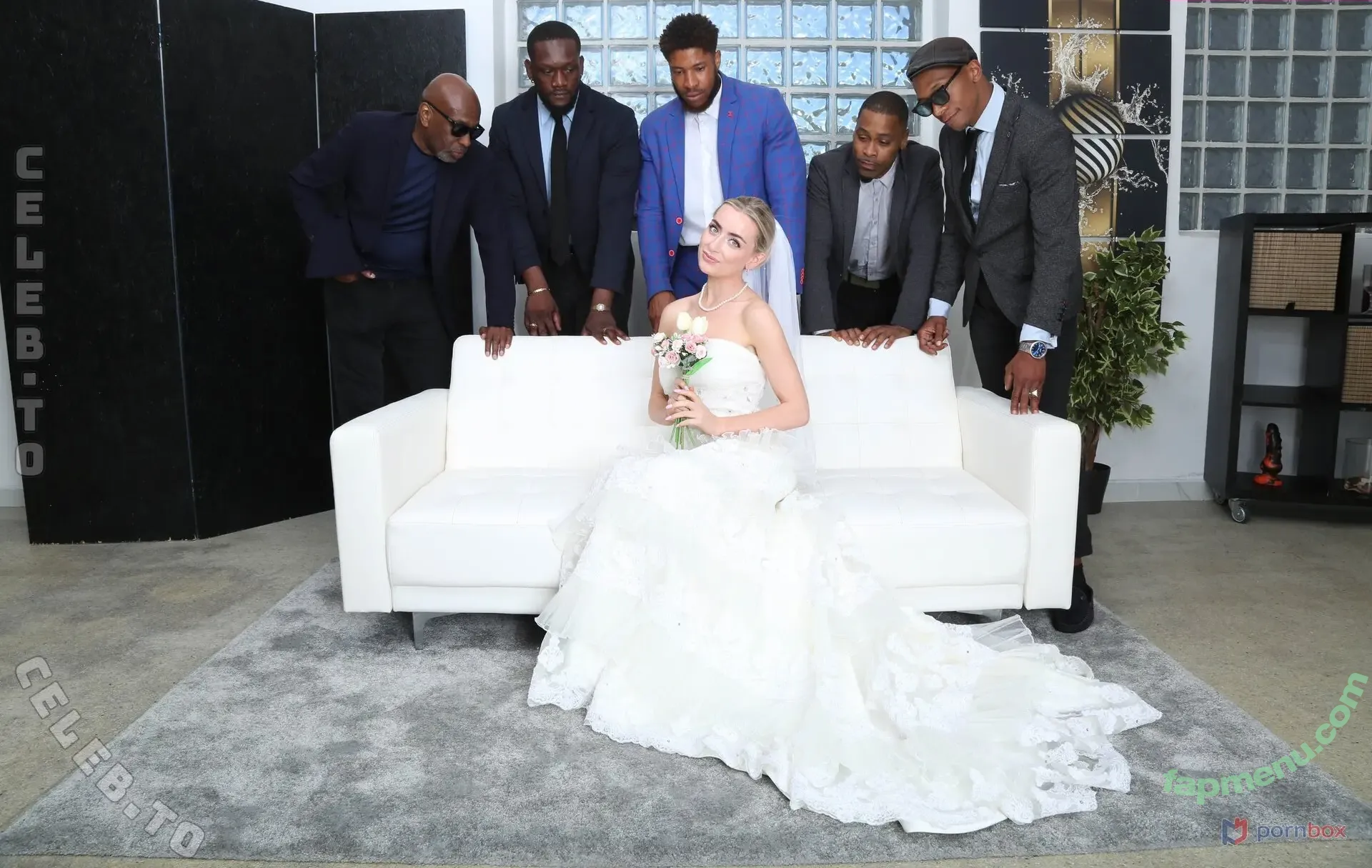 Emily Belle nude photo #0252 (emilybellexx)