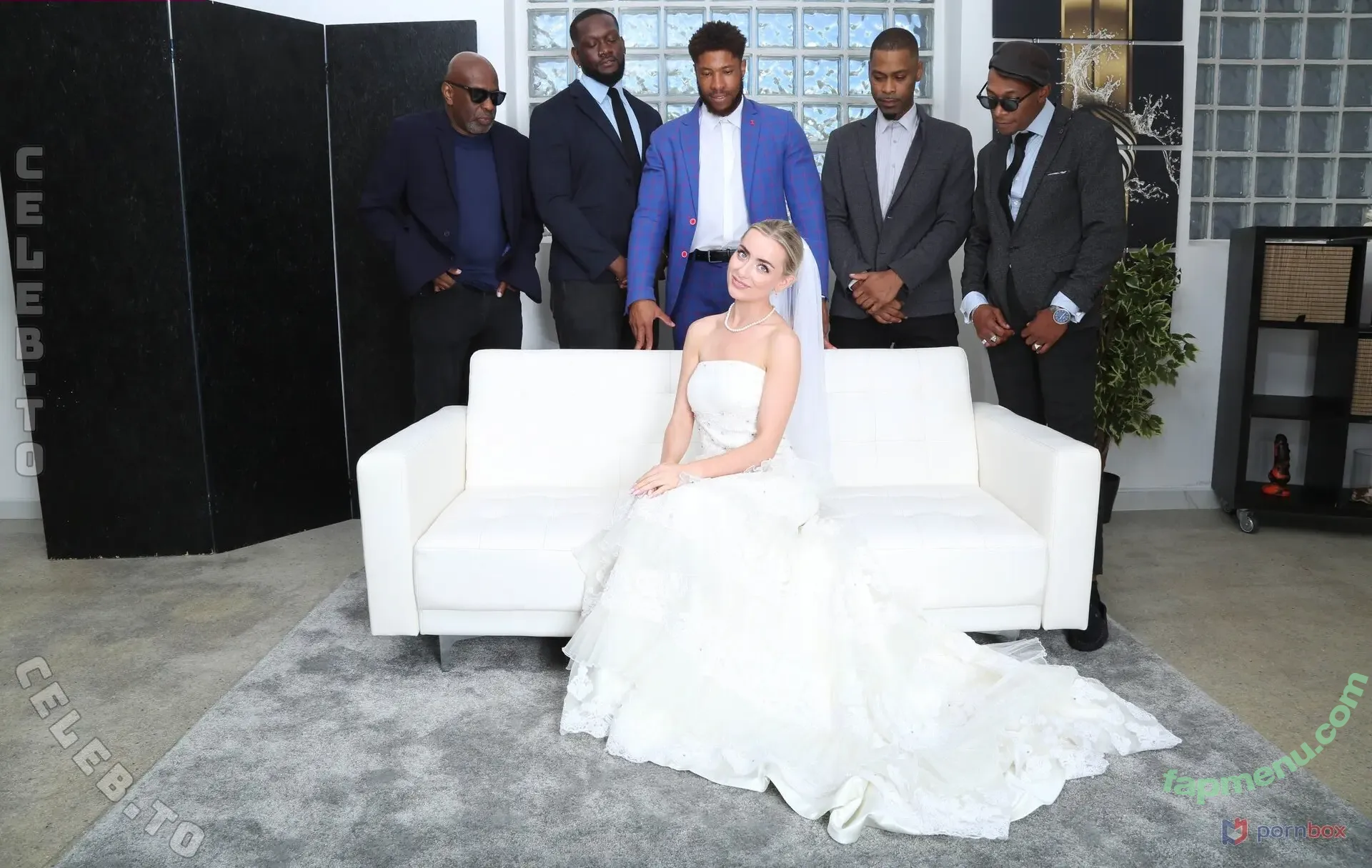 Emily Belle nude photo #0254 (emilybellexx)