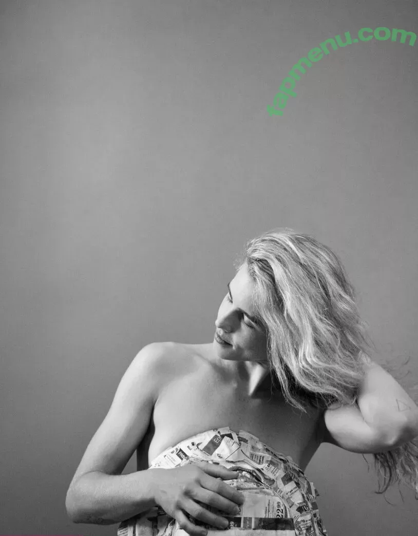 Emily Bett Rickards nude photo #0116 (emily_bett_rickards)