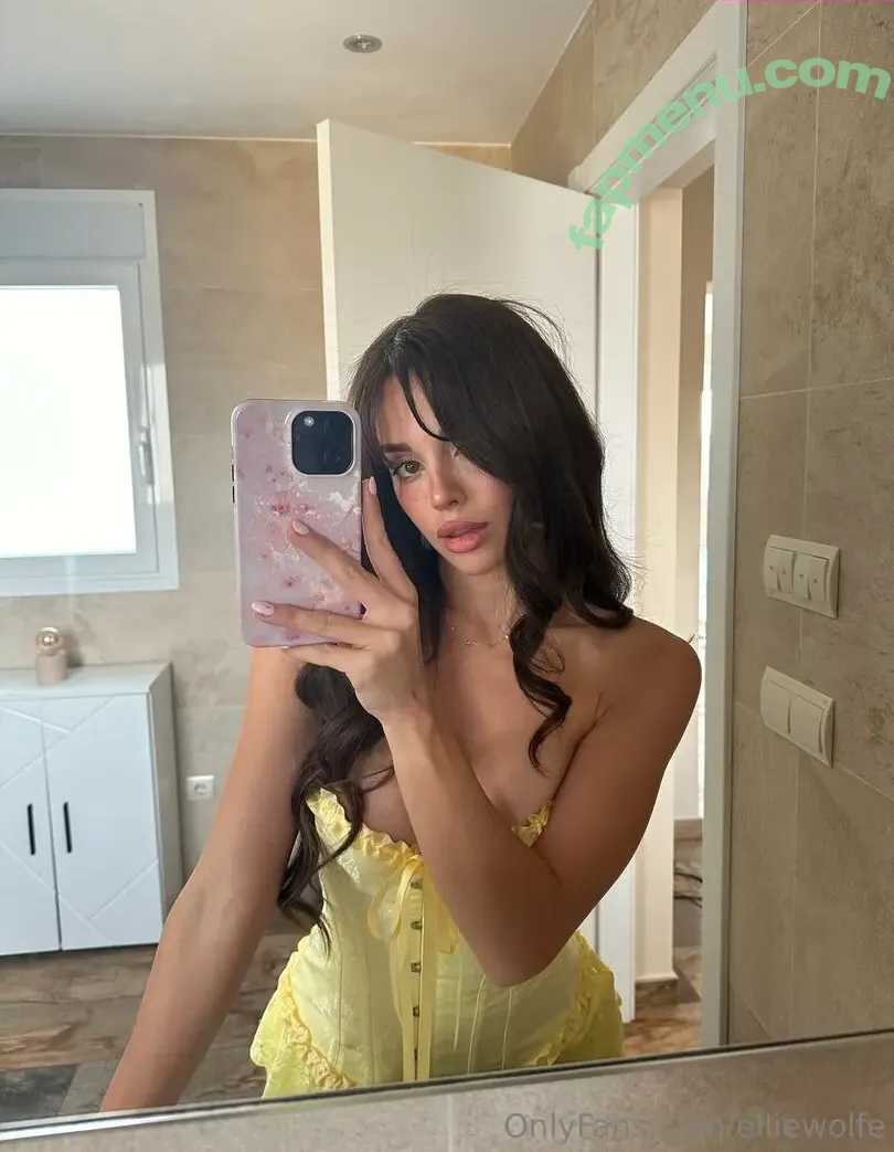 Emily BIack nude photo #0006 (ItsEmilyBlackYT / embIack / emblack / itsemilyblack)