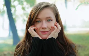 Emily Bloom / emilybloomshow / theemilybloom nude photo #7507