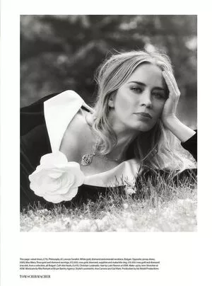 Emily Blunt / _emily_blunt_ nude photo #0066