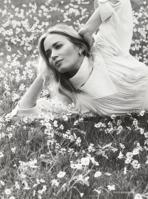 Emily Blunt / _emily_blunt_ nude photo #0079