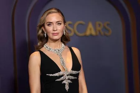 Emily Blunt / _emily_blunt_ nude photo #0214