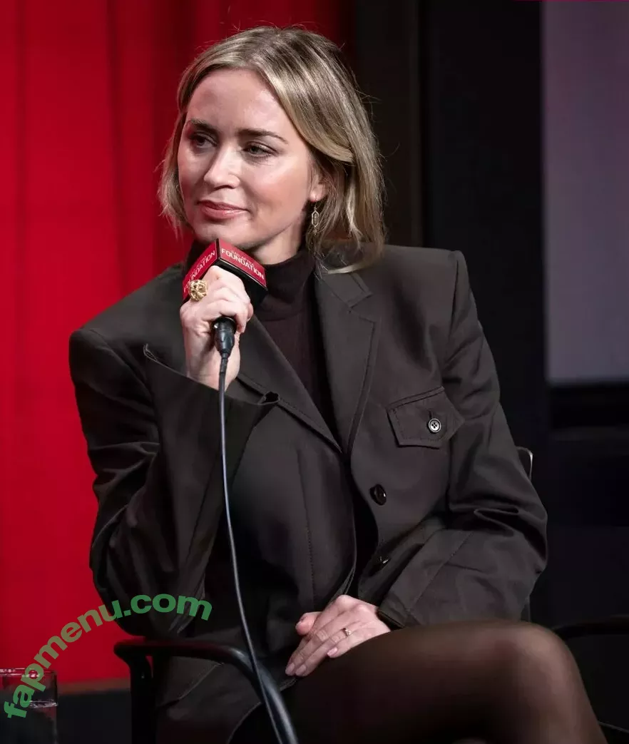 Emily Blunt nude photo #0186 (_emily_blunt_)