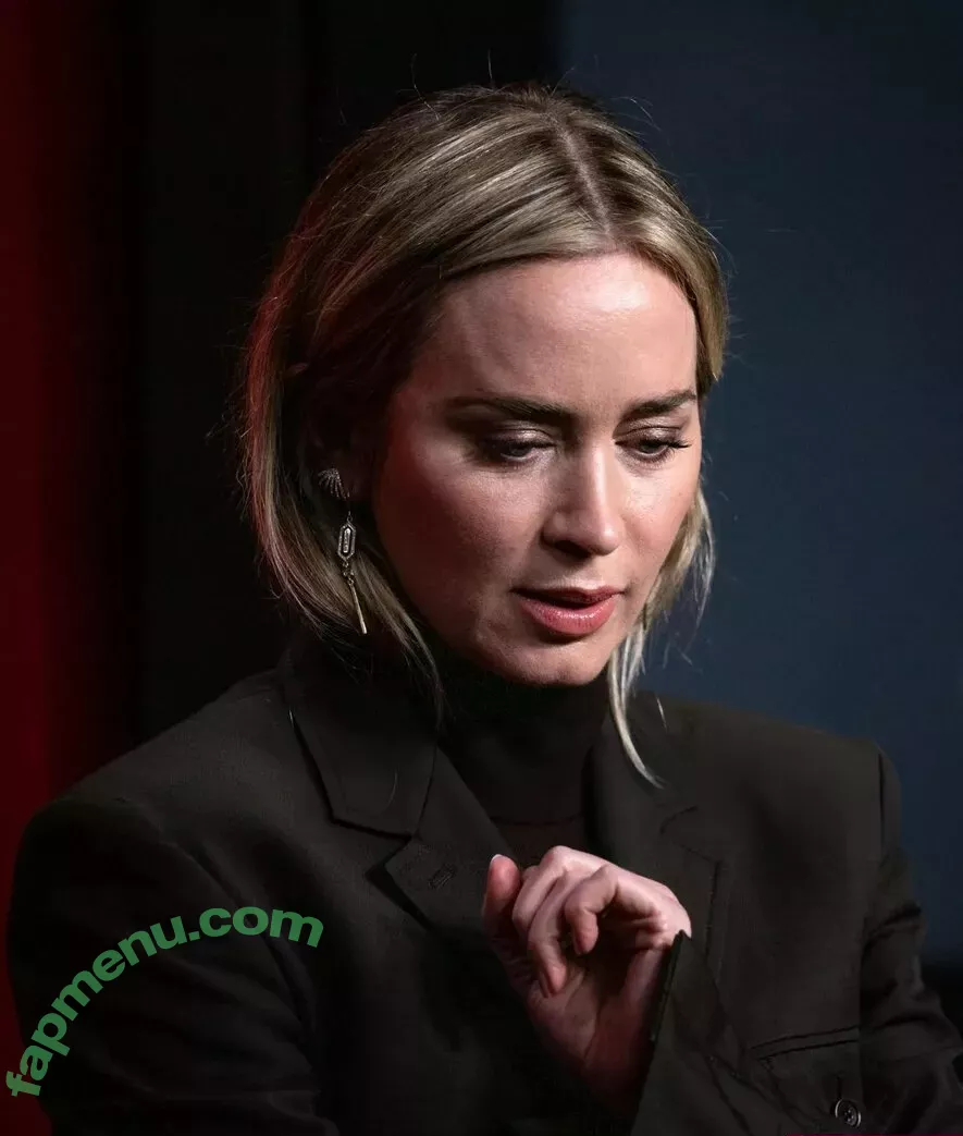 Emily Blunt nude photo #0188 (_emily_blunt_)