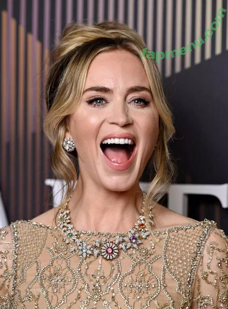 Emily Blunt nude photo #0272 (_emily_blunt_)