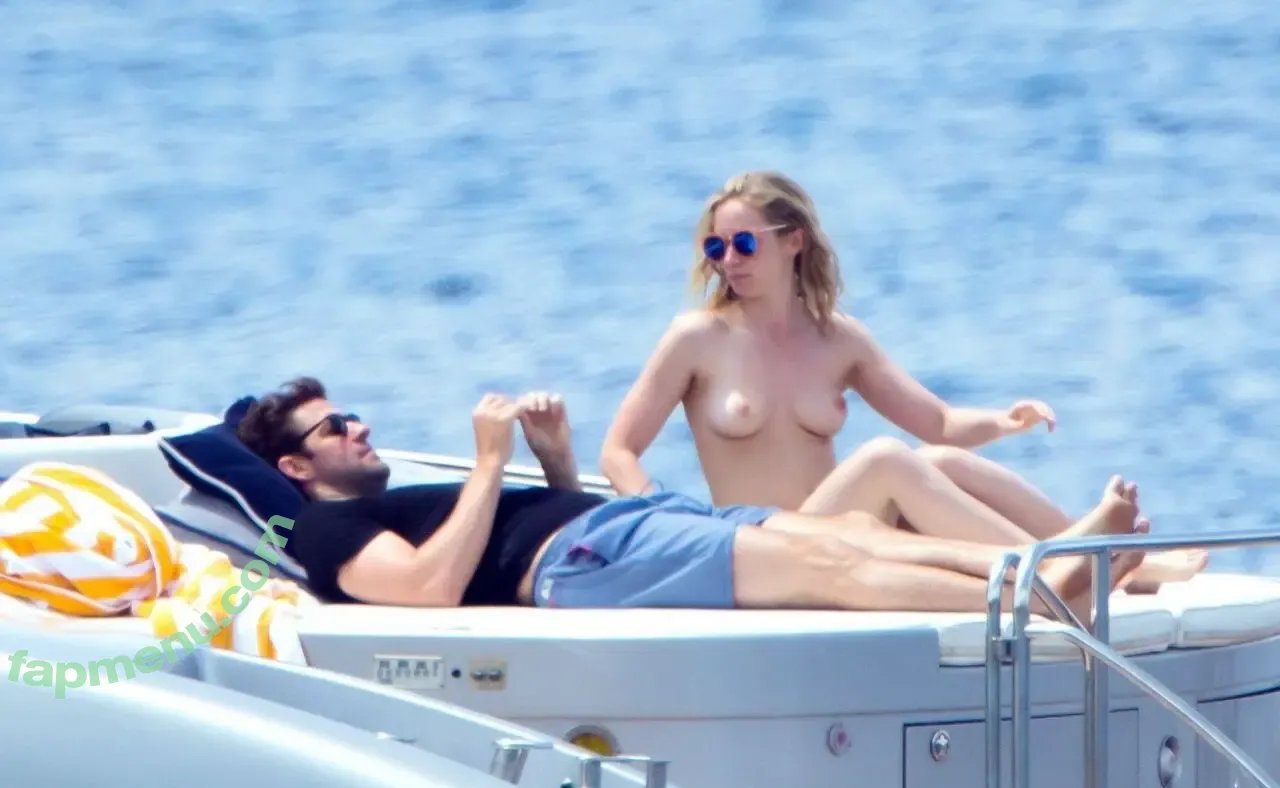 Emily Blunt nude photo #0852 (_emily_blunt_)