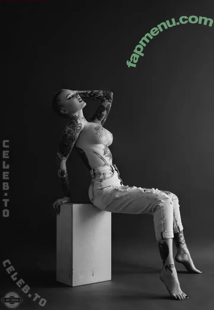 Emily Boring nude photo #0019 (embodoe)