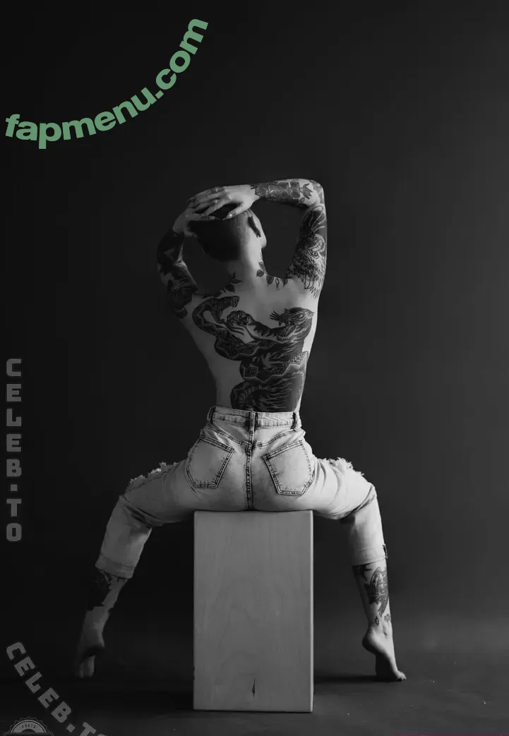 Emily Boring nude photo #0022 (embodoe)