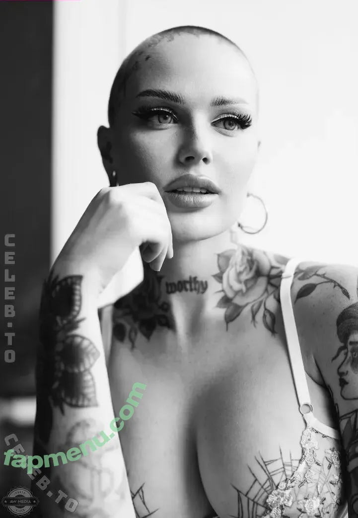 Emily Boring nude photo #0042 (embodoe)