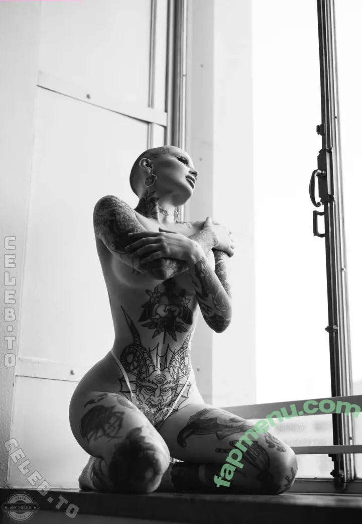 Emily Boring nude photo #0045 (embodoe)