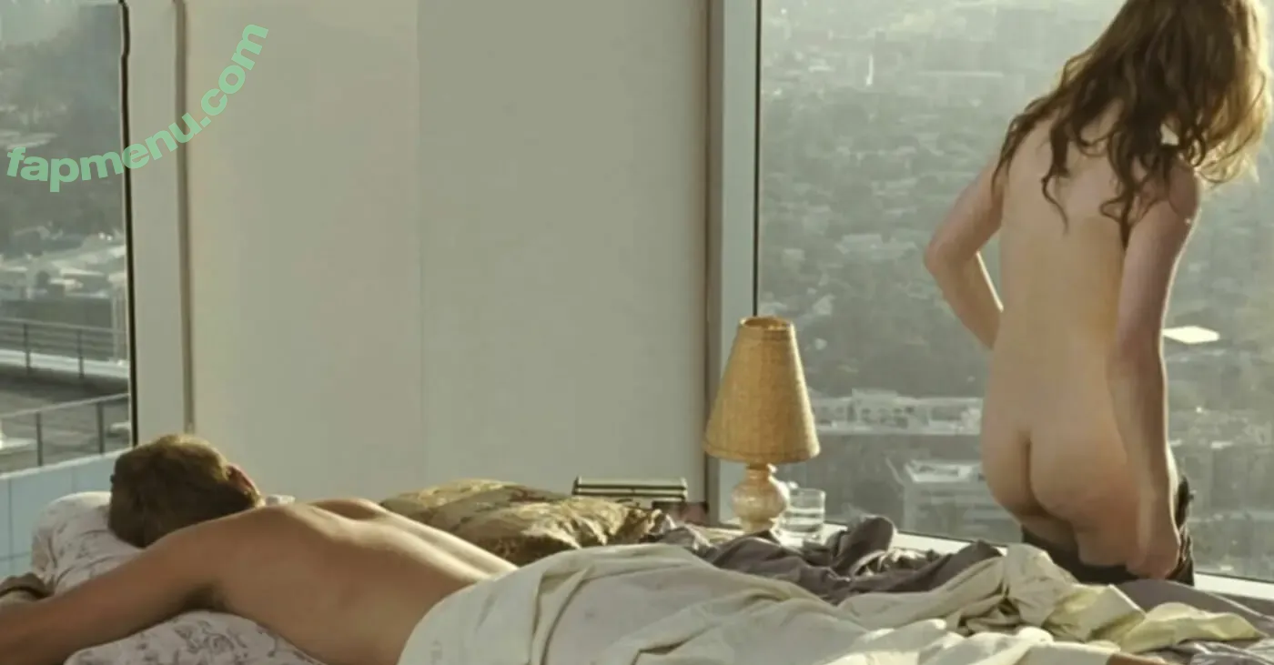 Emily Browning nude photo #0213 (emilyjanebrowning)