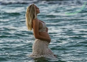 Emily Claire / emilyclairexy nude photo #0043