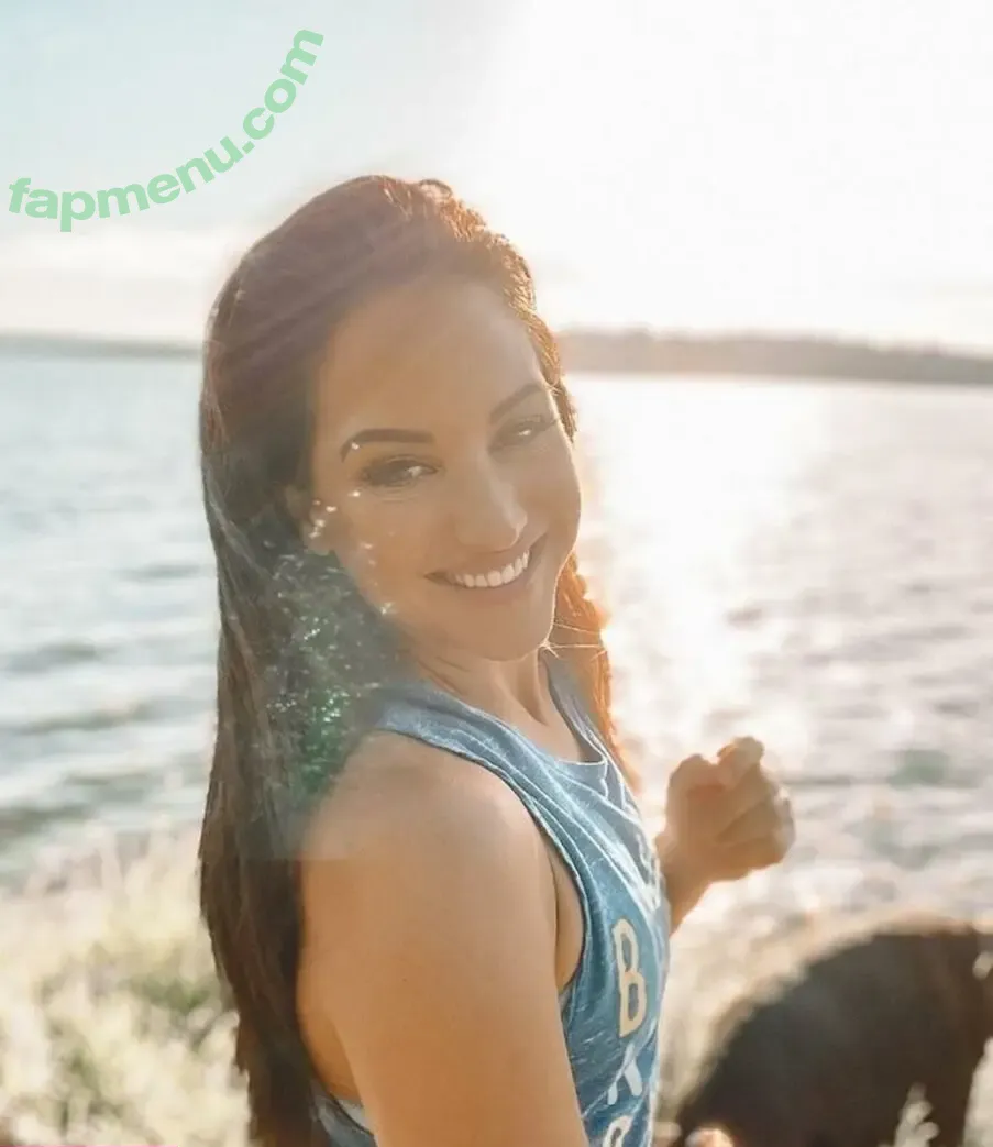 Emily Compagno nude photo #0021 (realemilycompagno)