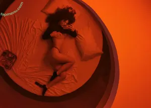 Emily.deann nude photo #0082