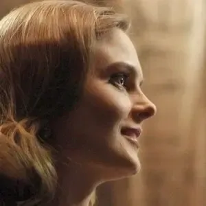 Emily Deschanel / emilydeschanel nude photo #0010