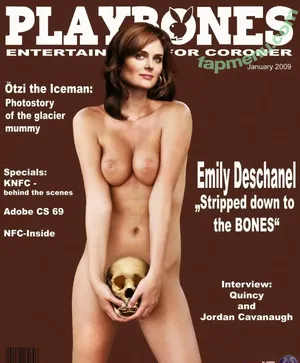 Emily Deschanel / emilydeschanel nude photo #0016