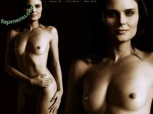 Emily Deschanel / emilydeschanel nude photo #0024