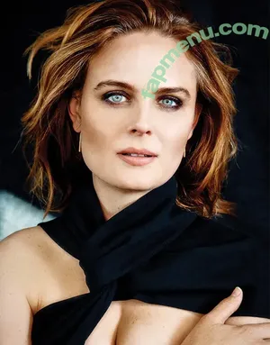 Emily Deschanel / emilydeschanel nude photo #0081