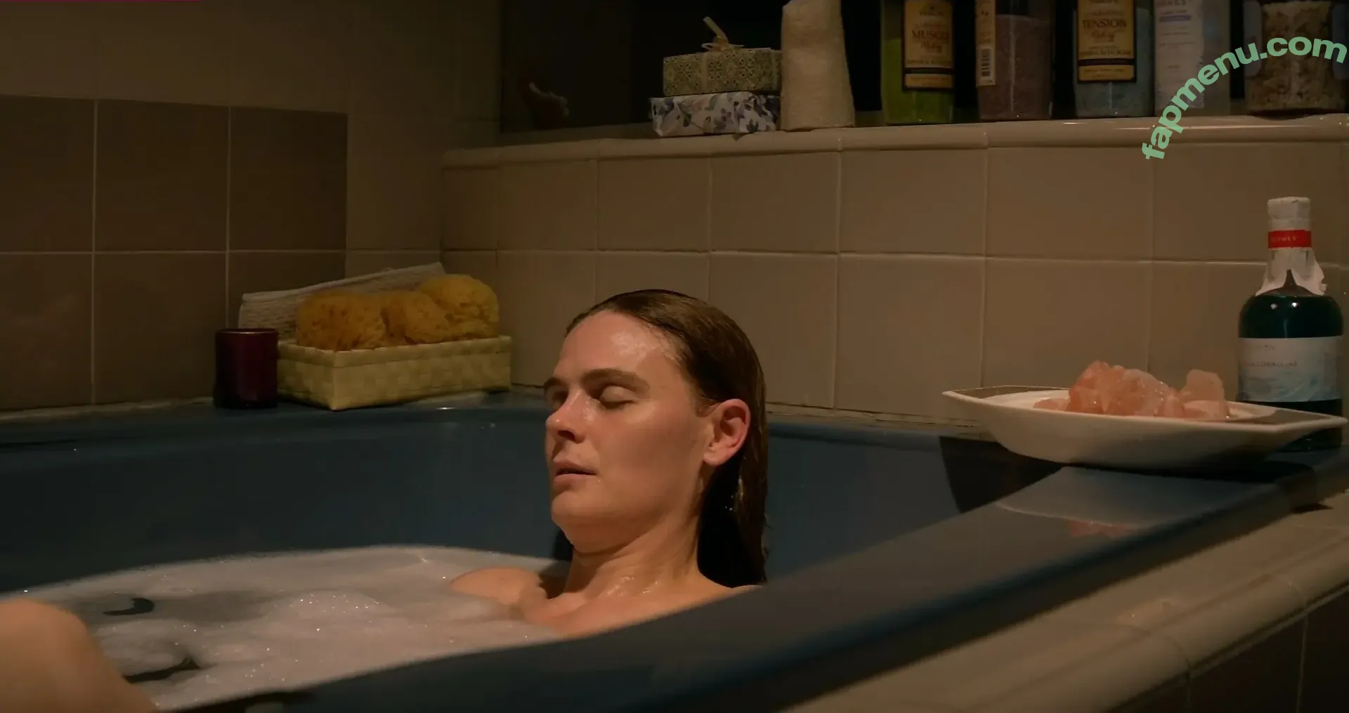 Emily Deschanel nude photo #0027 (emilydeschanel)